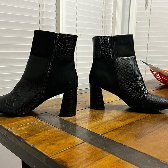 Sugar Brand Element Style Square-Toed Dress Black Patchwork Booties - Size 10 - Picture 2 of 6